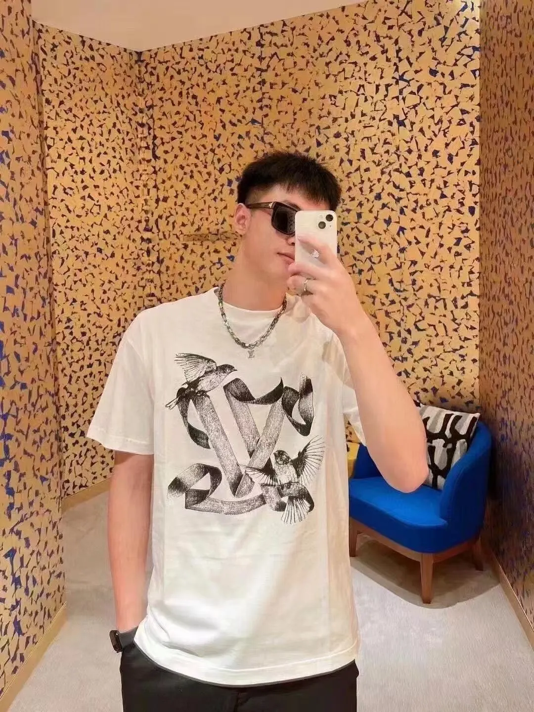 Louis Vuitton/Louis Vuitton white dove print short sleeves